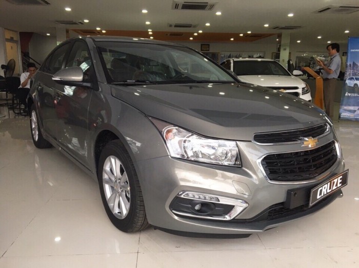 Chevrolet Cruze 2017 mới, cải tiến hơn, màu mới chuẩn châu Âu, hỗ trợ trả góp 100%