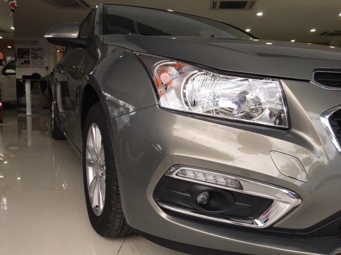 Chevrolet Cruze 2017 mới, cải tiến hơn, màu mới chuẩn châu Âu, hỗ trợ trả góp 100%