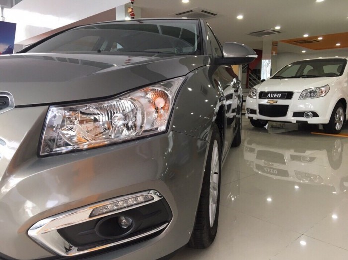 Chevrolet Cruze 2017 mới, cải tiến hơn, màu mới chuẩn châu Âu, hỗ trợ trả góp 100%