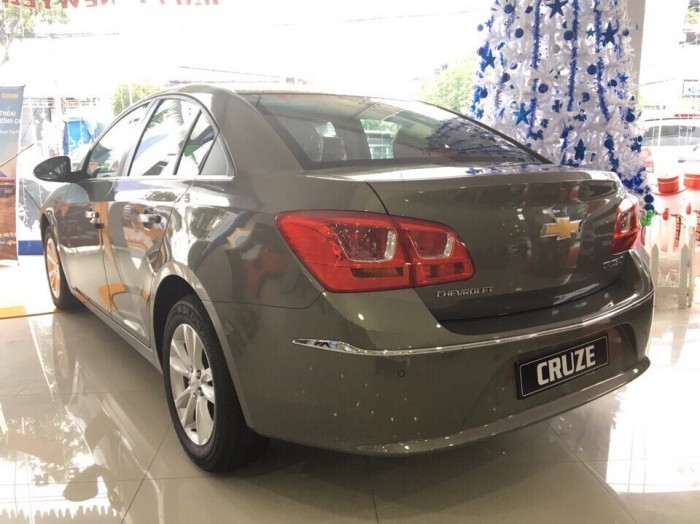 Chevrolet Cruze 2017 mới, cải tiến hơn, màu mới chuẩn châu Âu, hỗ trợ trả góp 100%
