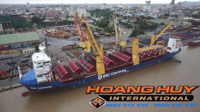 Đầu kéo mỹ hoàng huy 2012