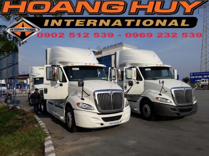 Đầu kéo mỹ hoàng huy 2012