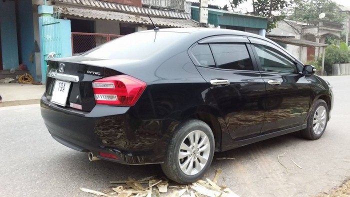 Về hưu không có nhu cầu dùng nên muốn bán xe Honda City AT1.5 sản xuất 2014