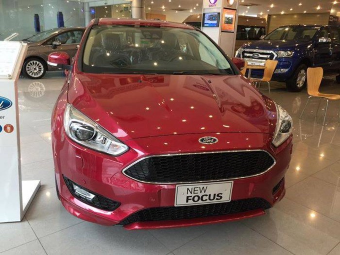 Bán xe Ford Focus giá cạnh tranh