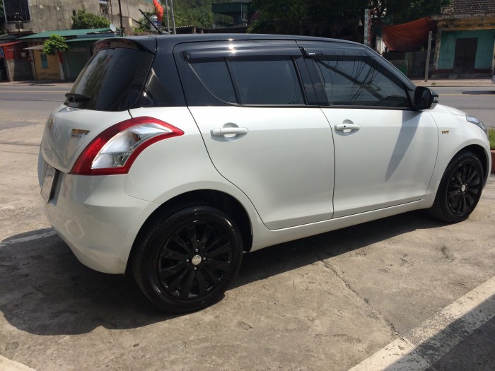 Bán xe SUZUKI 05 chỗ SWIFT,VITARA giá rẻ