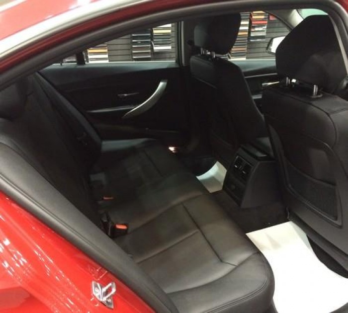 BMW 320i, giao ngay trong tuần. Giá cực tốt