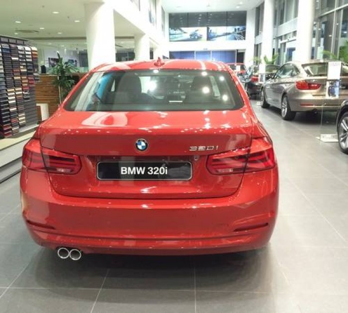 BMW 320i, giao ngay trong tuần. Giá cực tốt