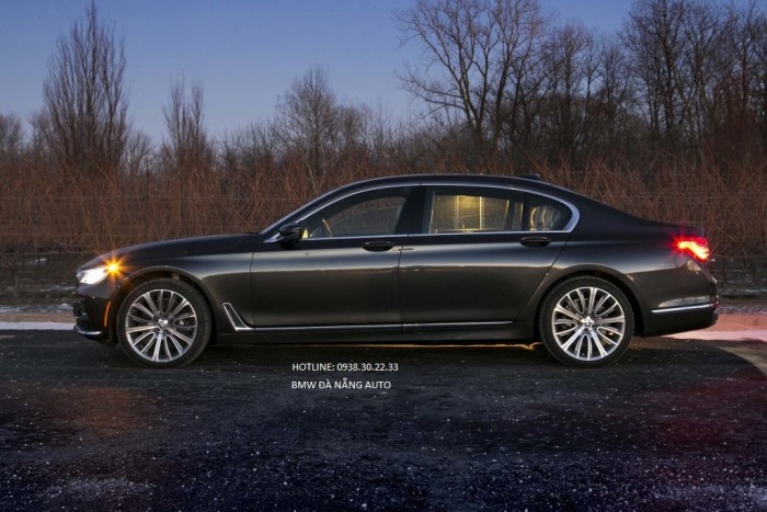 BMW 7 Series 730Li đời 2017, nhập khẩu chính hãng