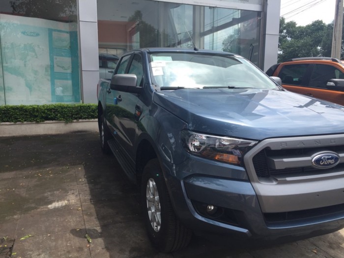 Ford ranger mới 100%