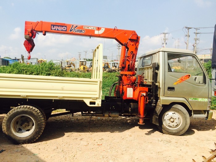 Bán xe vinaxuki 1980 gắn cẩu 3 khúc 2.5 tấn