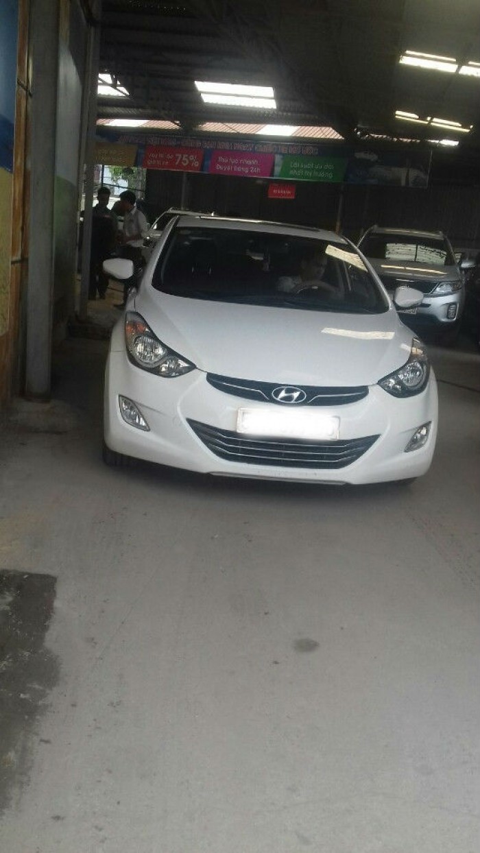 Huyndai elantra 2013