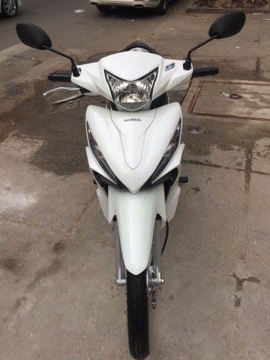 Rsx 110 fi màu trắng. xe keng.