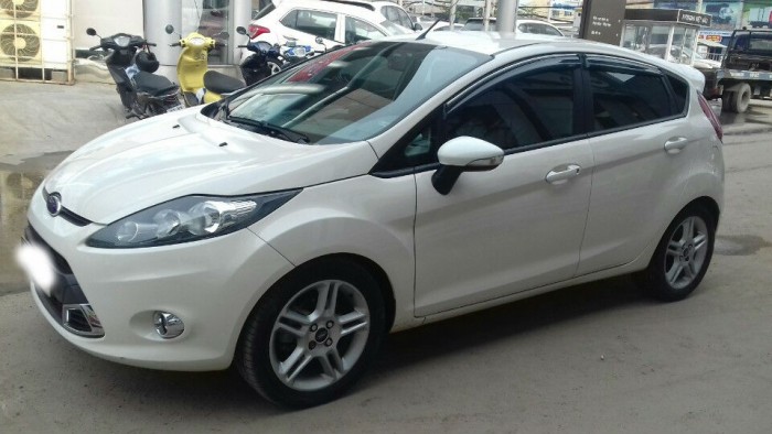 Ford fiesta 2013 số tự động bản s