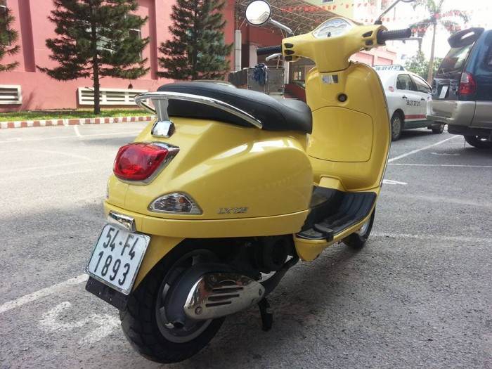 Piaggio Vespa LX 125cc Vàng Nguyên Zin 100% Mới Đẹp Lonh Lanh. - Chính Chủ
