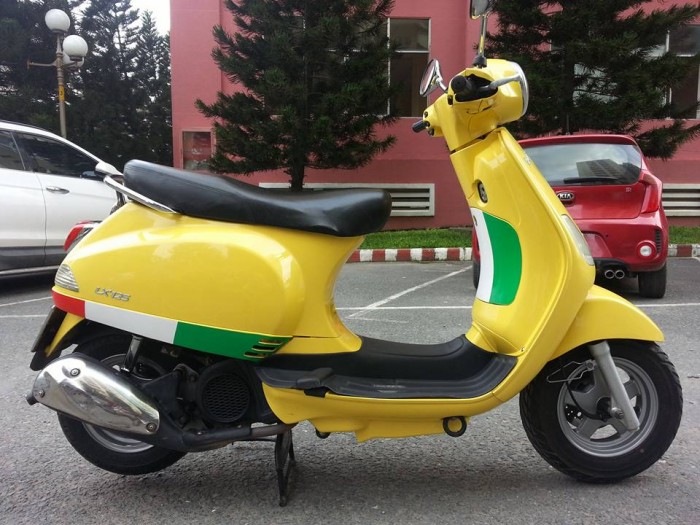 Diamond Blue 125Fi Phun Xăng Điện Tử Kiểu Dáng Vespa Tuyệt Đẹp - Xe Nhập Khẩu