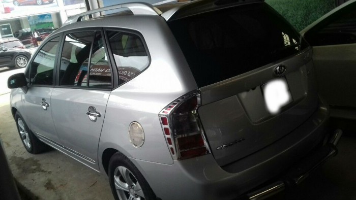 Kia carens 2015 2.0mt màu bạc