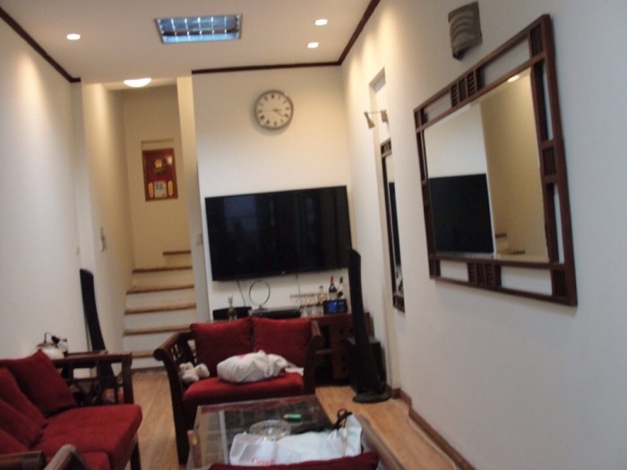 Bán nhà phố Thái Thịnh- Đống Đa 45m2 5 Tầng, 4 Tỷ