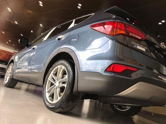 Sắm ngay Hyundai Santa fe 2016 đỏ xăng đặc biệt, giảm giá cực sốc lên đến 50 triệu