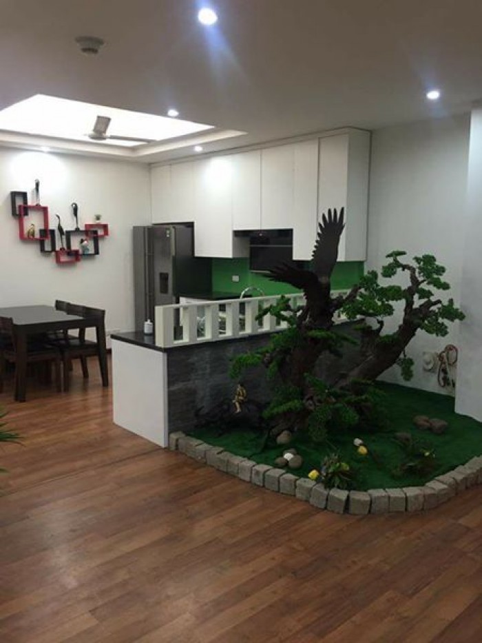 Tòa nhà Nam Đồng, Đống Đa: 24 tỷ, 125m2,  7 tầng. Lô góc, MT 10m, Gara ôto.