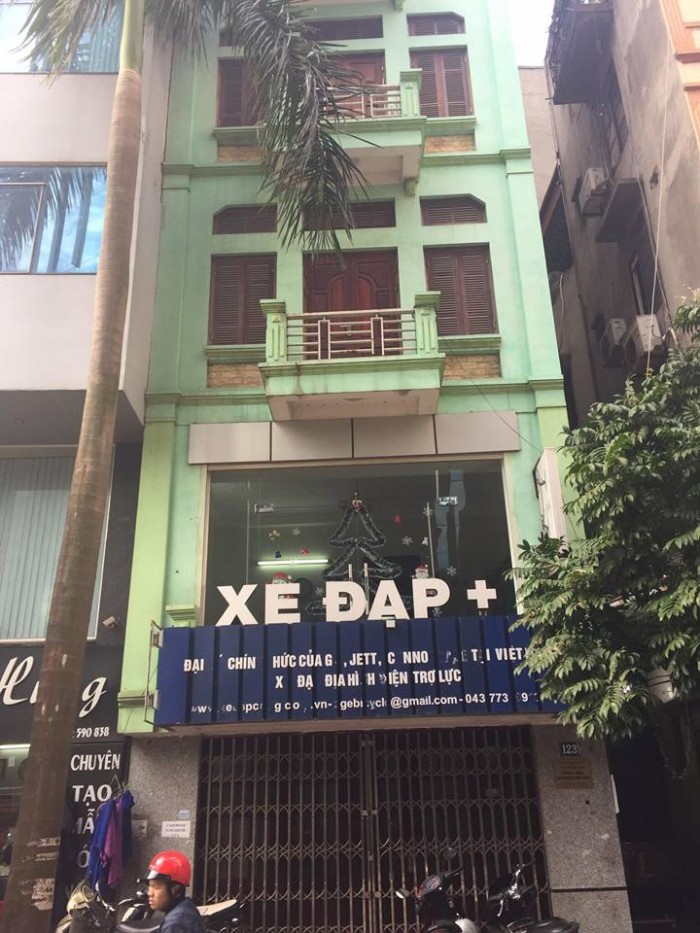 Nhà mặt phố Trần Đăng Ninh, MT 4,5m tiện kinh doanh, hiện đang làm cửa hàng