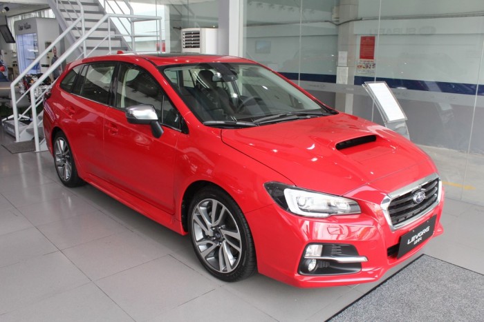 Xe Subaru Levorg 2017 dòng xe Sedan 4 chỗ, máy xăng, số tự động.