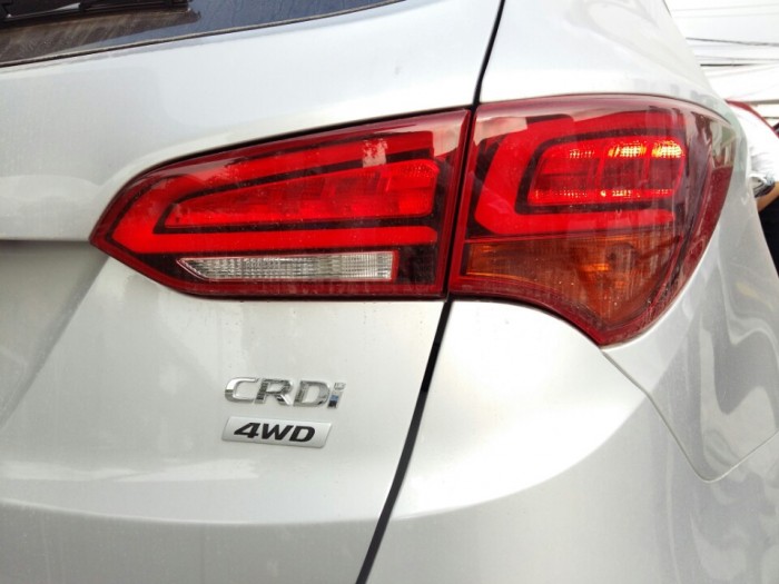 Hyundai Santafe khuyến mãi hấp dẫn nhất năm 2017.
