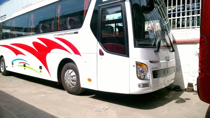 HAECO UNIVERSE K47S máy HINO 380