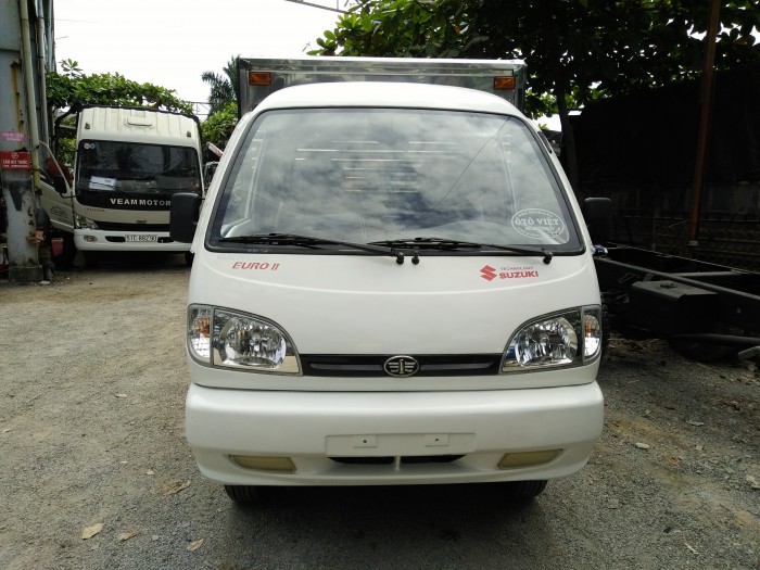 Xe tải thùng kín 800Kg