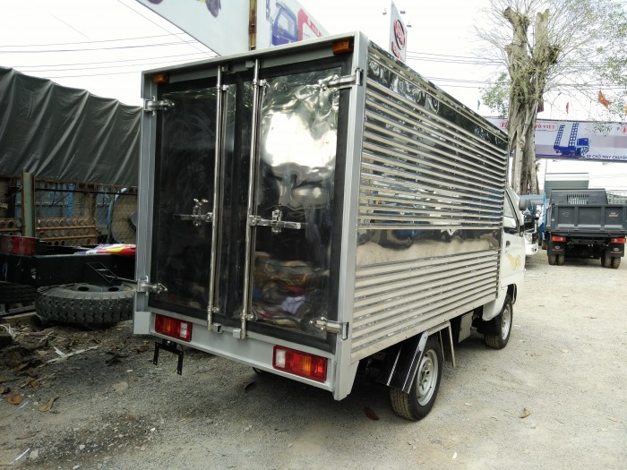 Xe tải thùng kín 800Kg