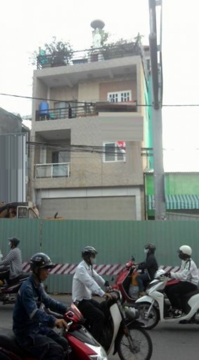 Nhà cho thuê MT Phan Văn Trị, p.1, GV gần ngã 4 dt 8x21 nở hậu 12m
