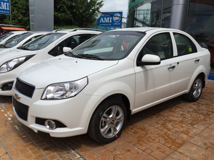 Chevrolet Aveo LT số sàn, ưu đãi 30 triệu tiền mặt