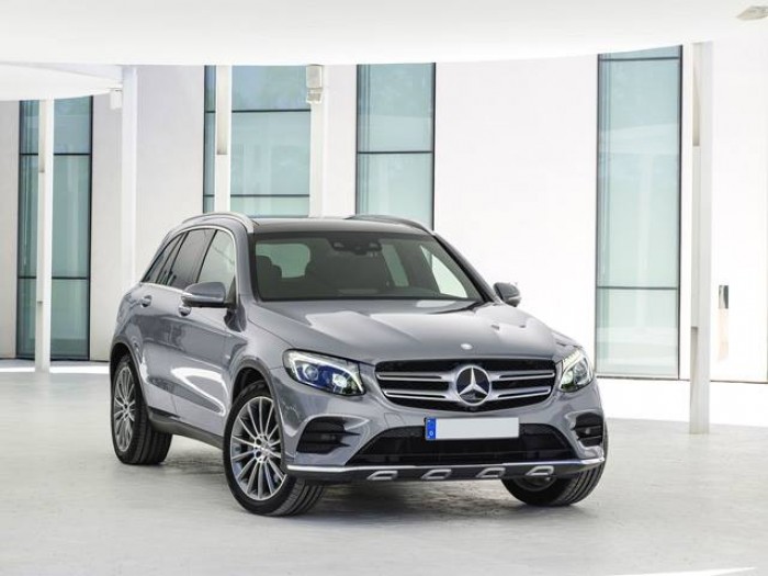 Bán xe Mercedes Benz GLC 250, 300 giao ngay toàn quốc