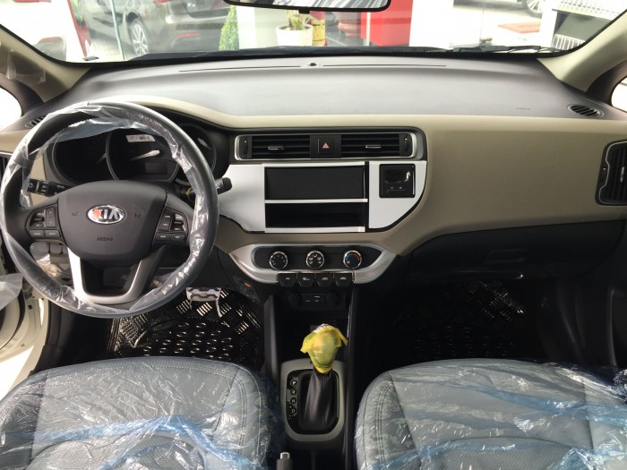 Bán KIA RIO mới 100% giá chỉ 499tr, Xe mới nhập khẩu nguyên chiếc, Ngân hàng hỗ trợ 85% giá trị xe