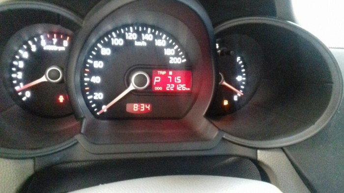Kia morning 2015 màu đỏ bstp số tự động