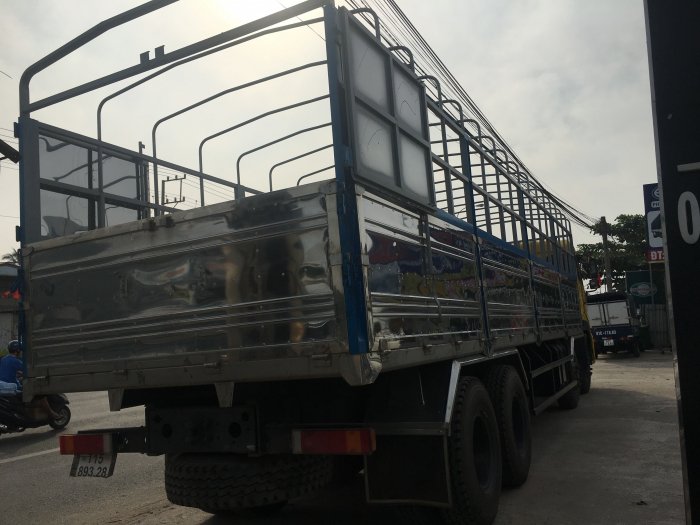 Cần bán xe tải DongFeng Hoàng Huy L315( 2 cầu 2 dí) dongfeng l315 trả góp giá ưu đãi nhất.