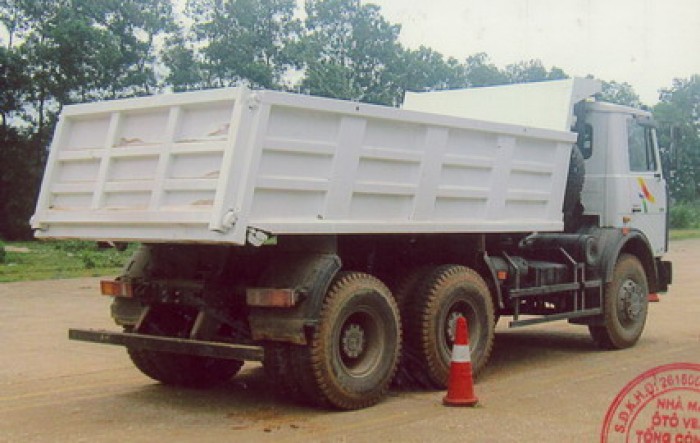 Ben 3 chân tải 11 tấn chở 30 tấn Veam VB1110, ĐC KaMaz 8 xi lanh NK 100%, trâu bò