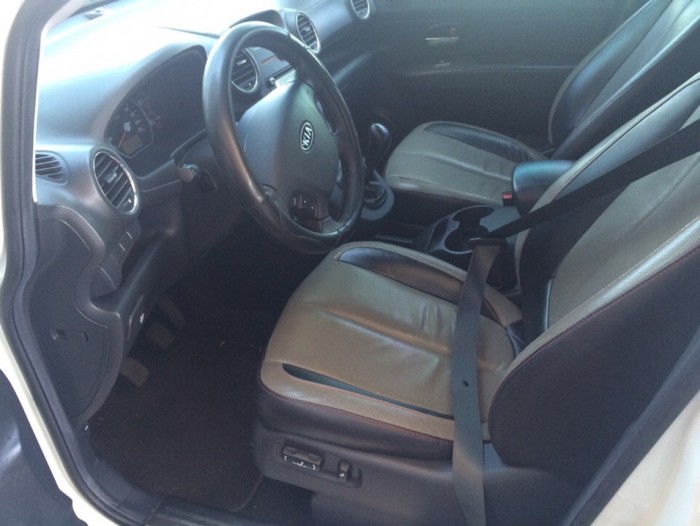 Kia carens sx 2014 mt