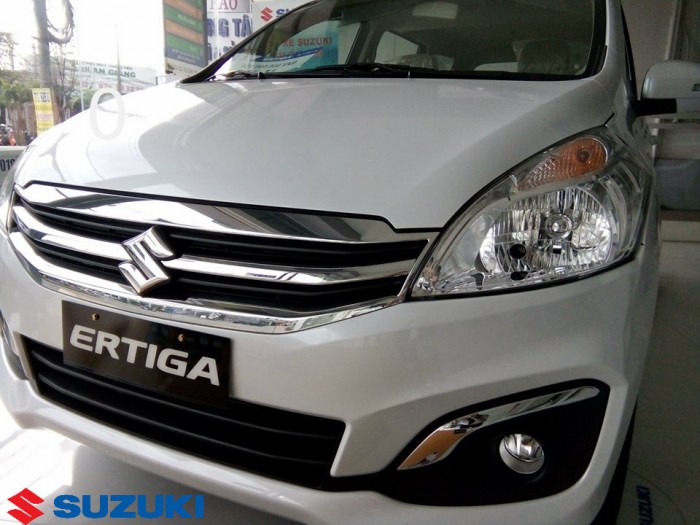 Xe Suzuki Ertiga 2017 nhập khẩu giá rẻ nhất miền nam