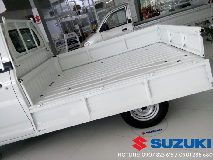 Khuyến mãi sốc đầu năm cho xe tải Carry Pro A/C thùng lững 740 kg