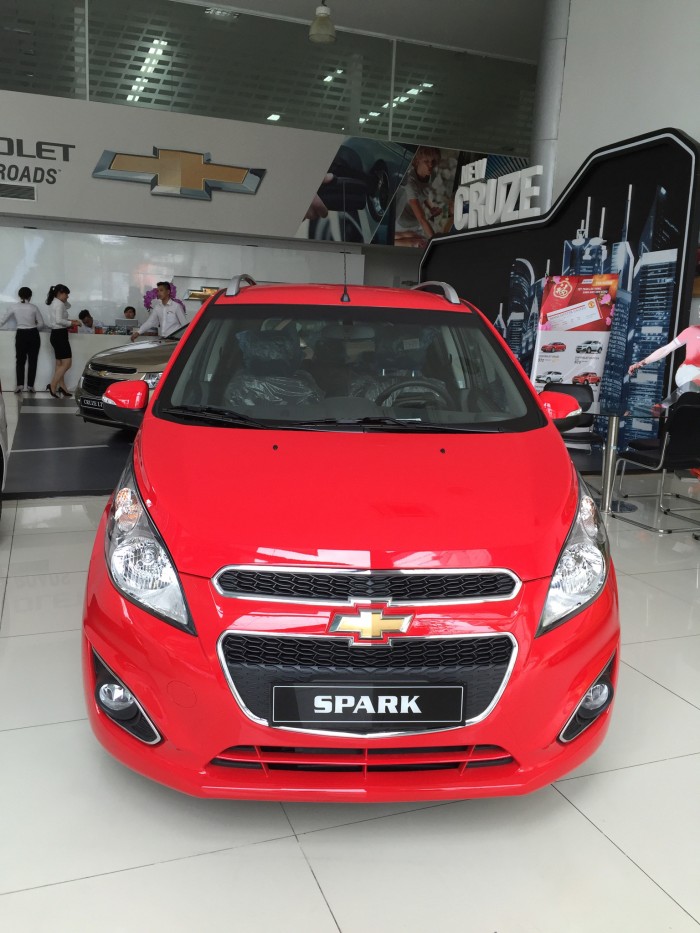 5 CHỖ GIA ĐÌNH, Chevrolet Spark LT, trả trước 120triệu, trung bình 4.6 triệu/tháng