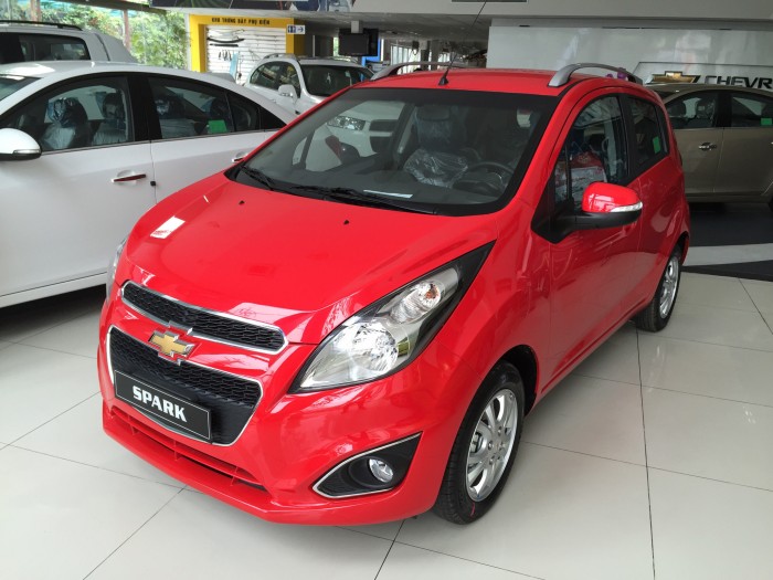 5 CHỖ GIA ĐÌNH, Chevrolet Spark LT, trả trước 120triệu, trung bình 4.6 triệu/tháng