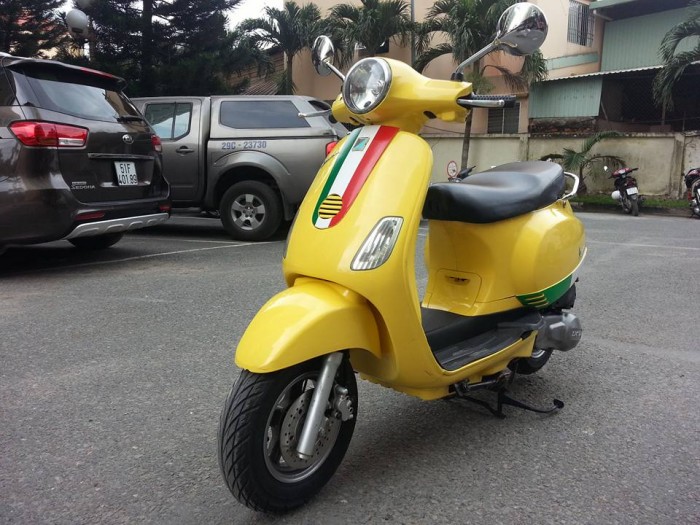 Diamond Blue 125Fi Phun Xăng Điện Tử Kiểu Dáng Vespa Tuyệt Đẹp