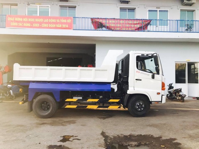 Bán xe tải Hino FC9JESW , Xe tải Ben, chở vật liệu xây dựng , tải trọng 5790 Kg