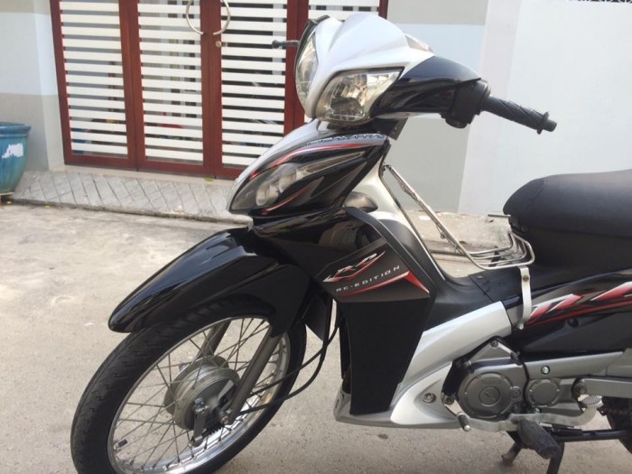Yamaha Jupiter Gravita RC màu bạc đen,xe vọt,máy êm