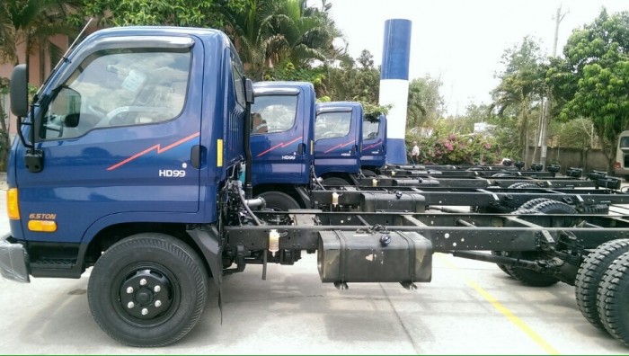 Xe tải Mighty HD99 thùng bạt 6.5 tấn(NEW)