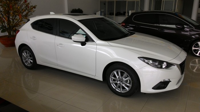 Mazda 3 1.5L Hatchback 2017