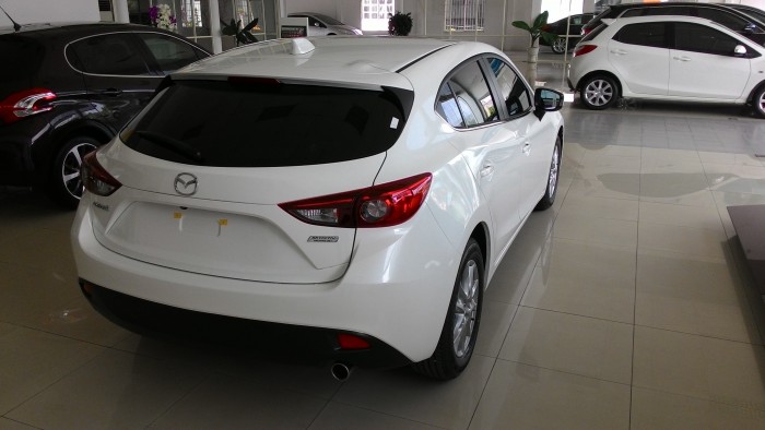 Mazda 3 1.5L Hatchback 2017