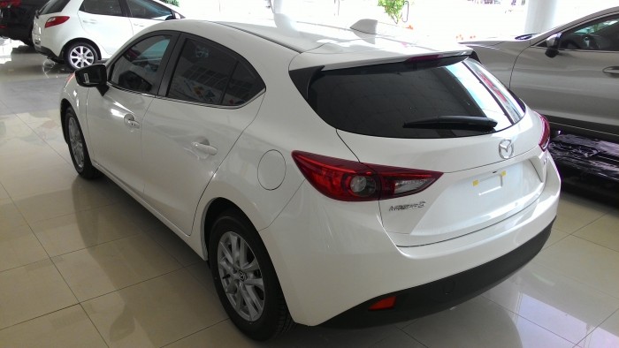 Mazda 3 1.5L Hatchback 2017