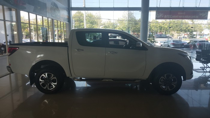 Mazda BT50 2.2L AT 2WD Facelift 2017