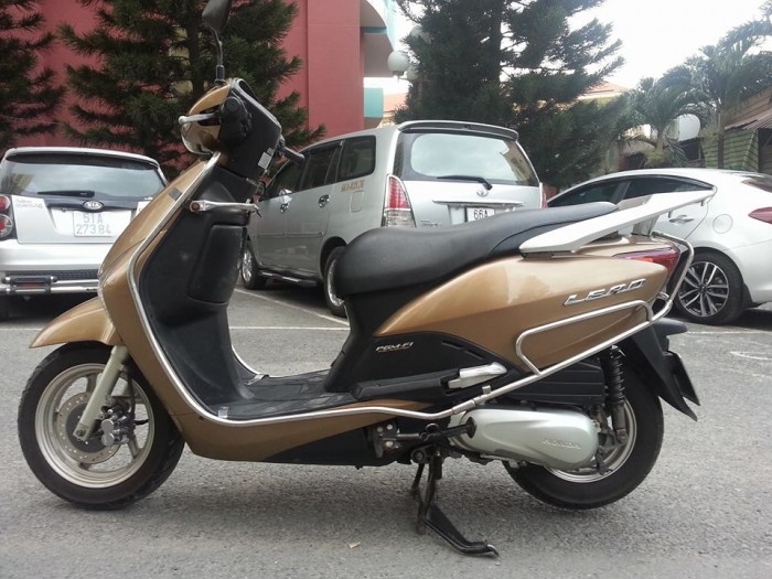 Honda Lead 110Fi Phiên Bản Đặc Biệt Vàng Gold Phun Xăng Điện Tử Tuyệt Đẹp